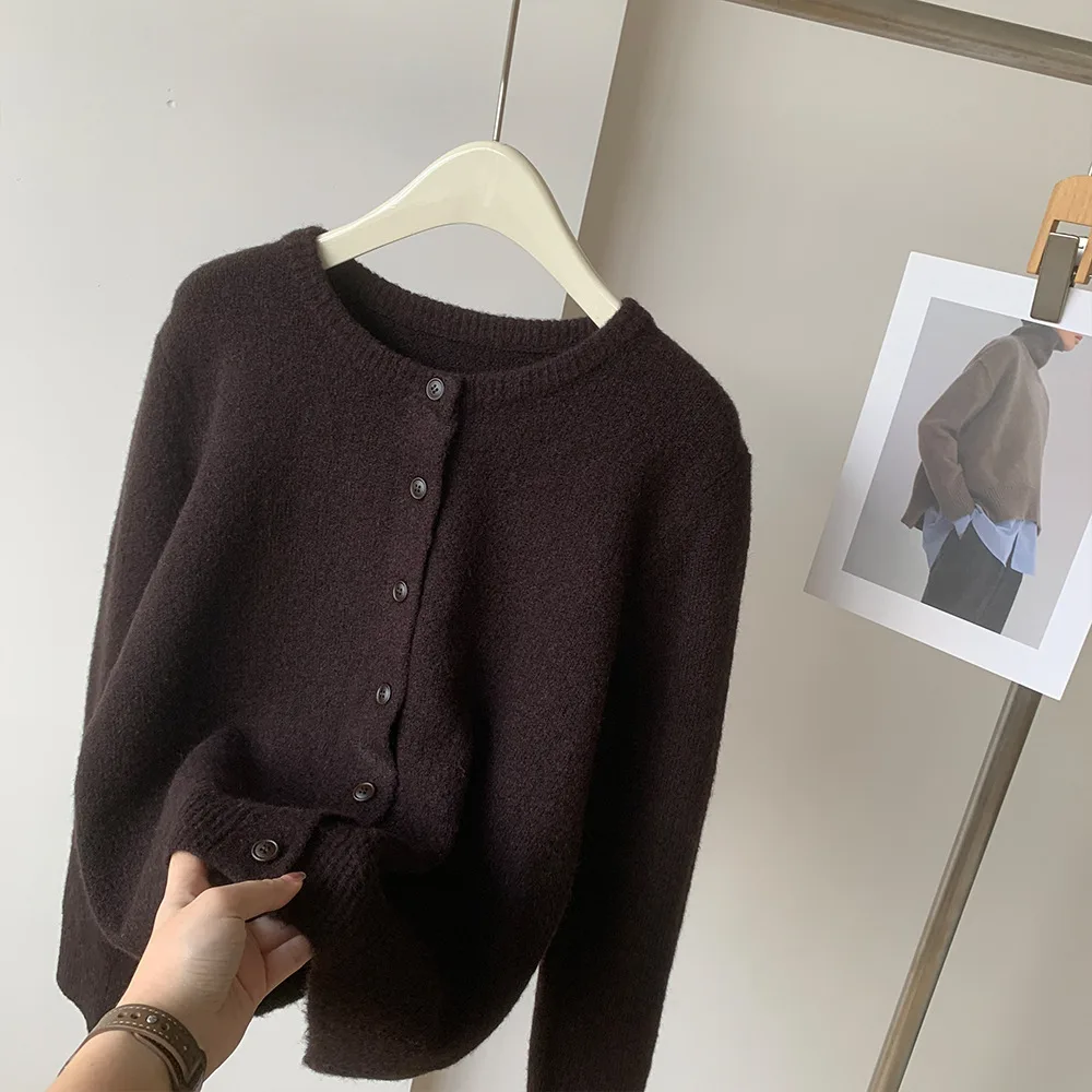 Retro Crew Neck Knitted Cardigan For Women - Brown