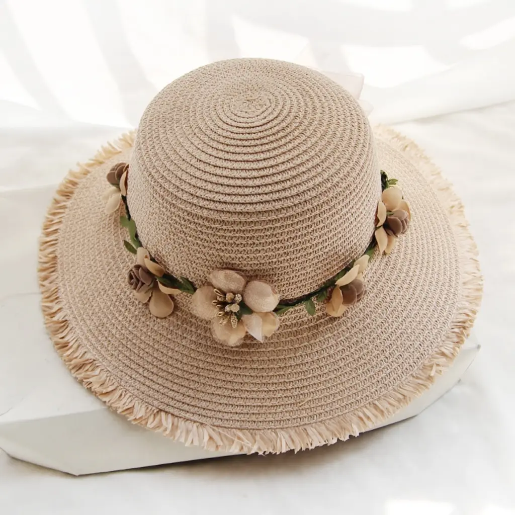 Beach Straw Hat Women's Fresh Seaside Face Covering - Frayed Garland Meat Powder