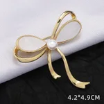 10 Golden Edge Flowers