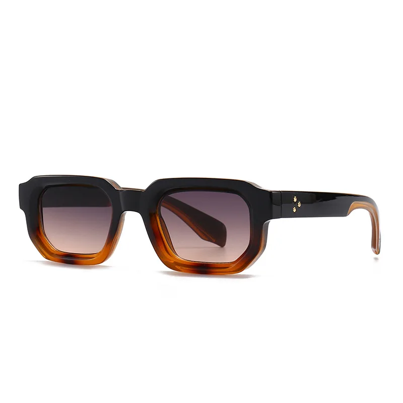 Women's Narrow Frame Vintage Sunglasses - C5 - View 1