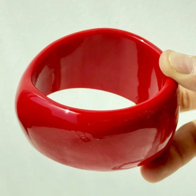 Resin Oval Wide Geometric Curved Resin Solid Color Bracelet - Shop at LoveMi