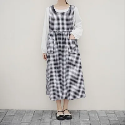 Plus Size Korean Floral Around Dress Slit Apron Black And White Plaid - Shop at LoveMi