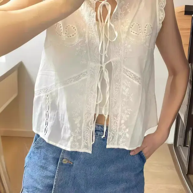 Summer Sweet Bowknot Decoration Sleeveless Lace Embroidered Shirt White - Shop at LoveMi