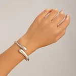 01 White K2426