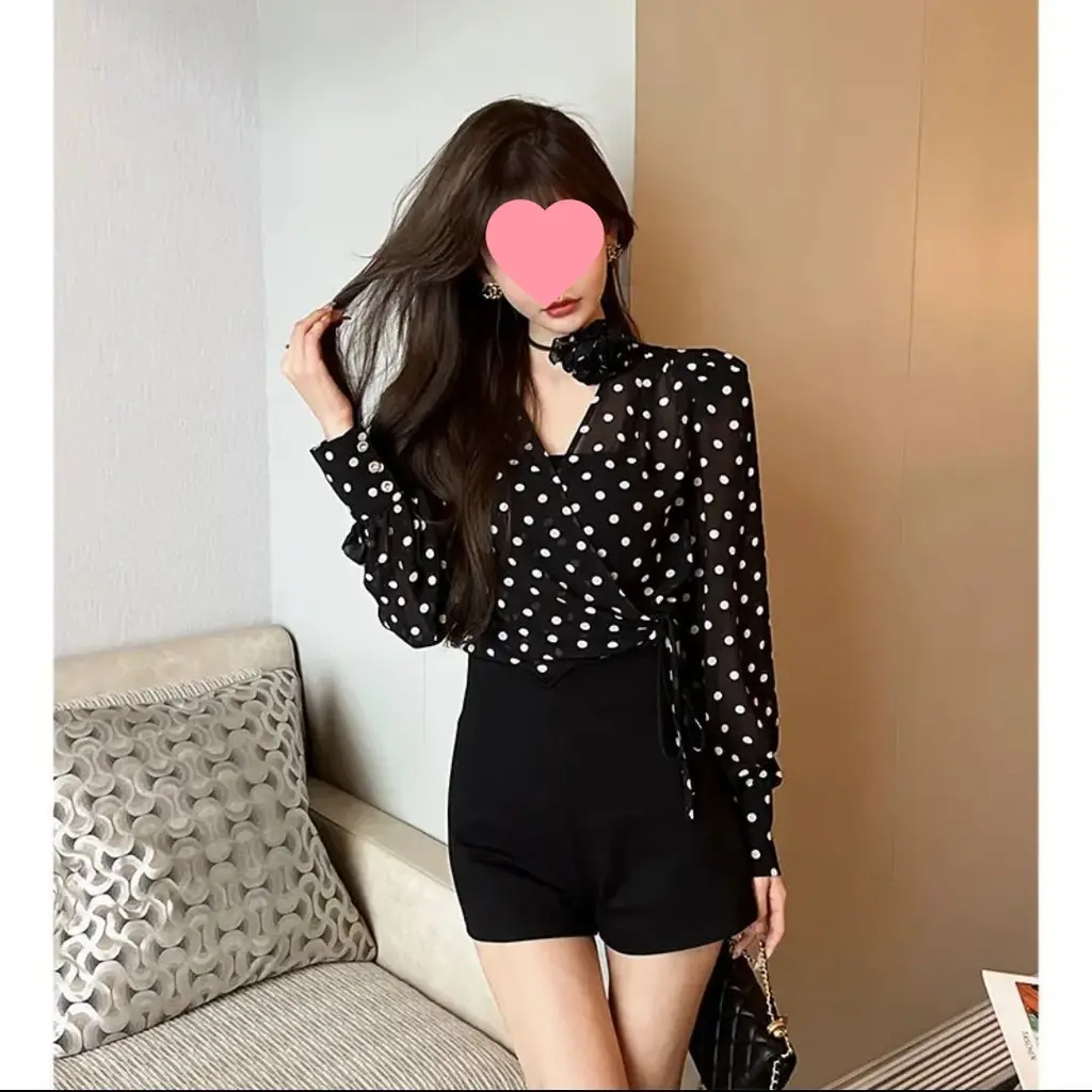 Lightweight Two-piece Long-sleeved Elegant Top - View 1