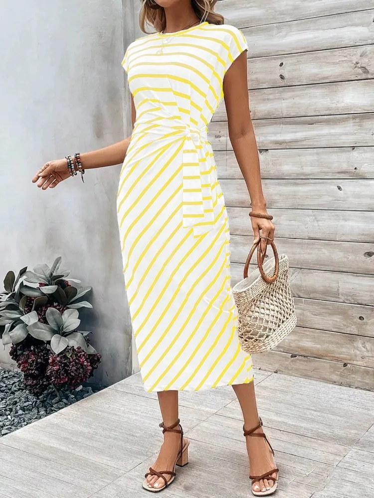 Elegant Waist Strap Striped Round Neck Short Sleeve And Long Pattern Dress - Yellow Stripe Colour