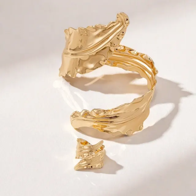 Vintage Fashionable Golden Pleated Leaf Bracelet Spiral Opening Adjustable Ring Suit Gold - Shop at LoveMi