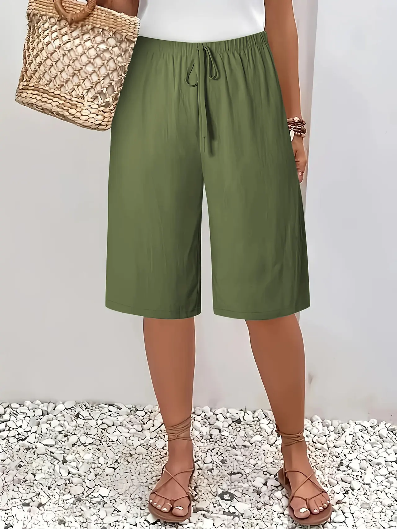 Women's Casual Fashion Solid Color Cropped Pants - Army Green