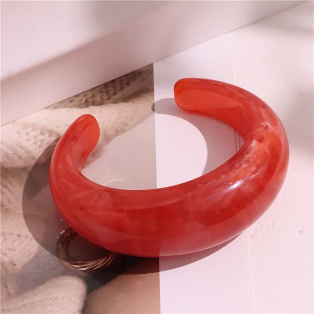 Geometric Irregular Acrylic Simple Bracelet Bracelet For Women Q - Shop at LoveMi