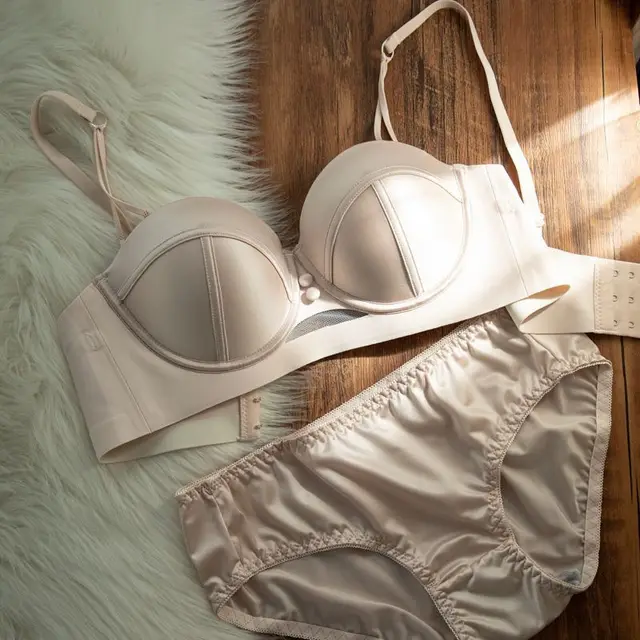 French Style Red Underwear For Women Large Bra Light Pink Suit - Shop at LoveMi