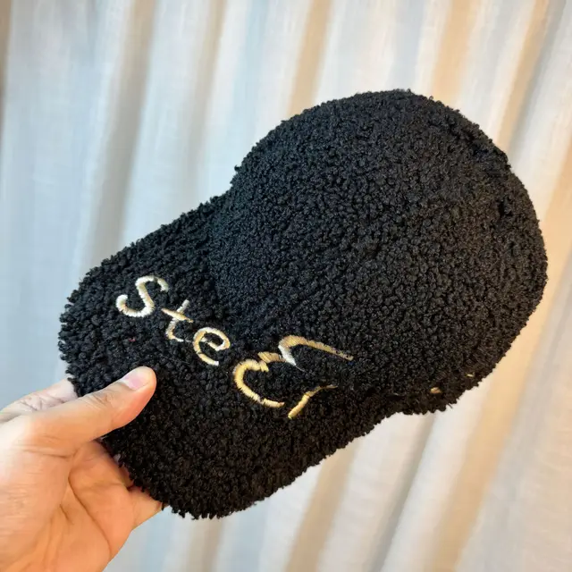 Outdoor Upgrade Warm Lamb Fur Makes Face Look Small Embroidered Letters Peaked Cap Black - Shop at LoveMi