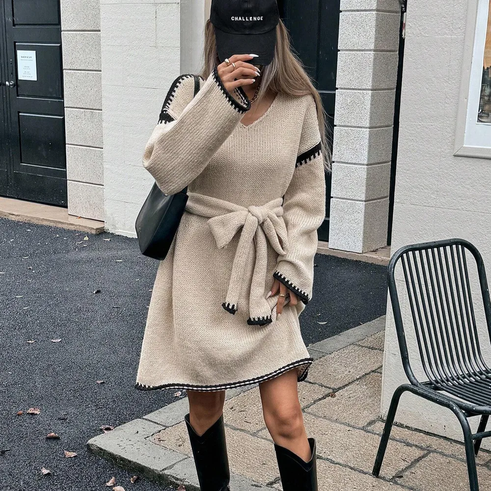 Tie Waist Trimming Loose Knitted V-neck Dress - Apricot