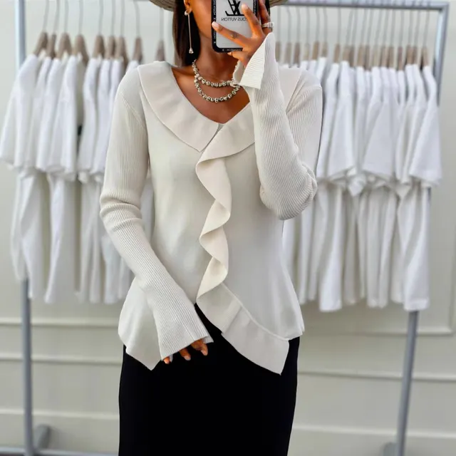 Solid Color Slim fit Bottoming Shirt White - Shop at LoveMi