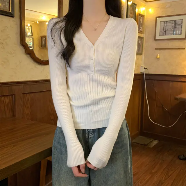 Waist tight Slimming V neckline Long sleeved Women's Temperament Commute Pure Sweater White - Shop at LoveMi