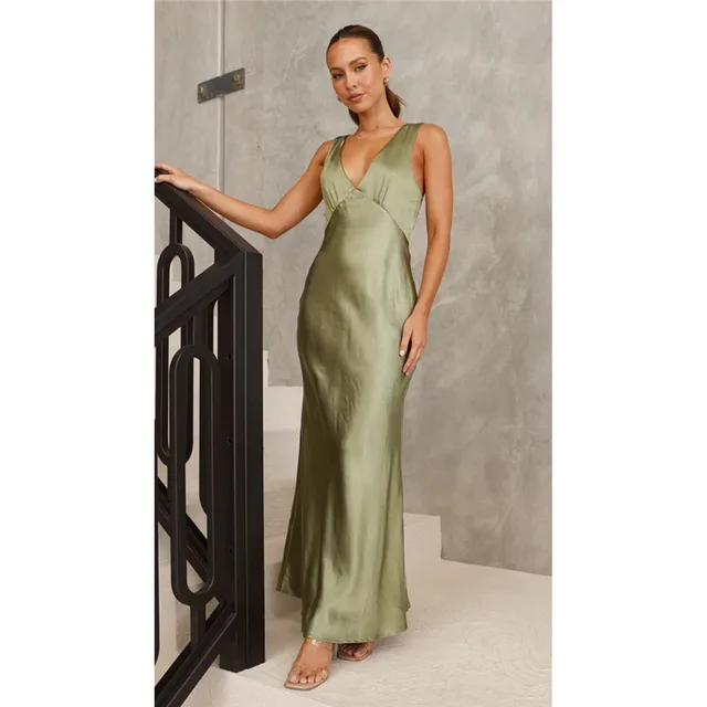 Women's Clothing Solid Color And V neck Slim Fit Dress Matcha - Shop at LoveMi
