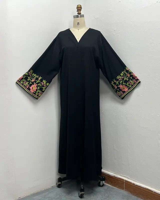 Middle East Dubai Women's Embroidery Embroidery Robe Fashion Outerwear Black Gold Flowers - Shop at LoveMi