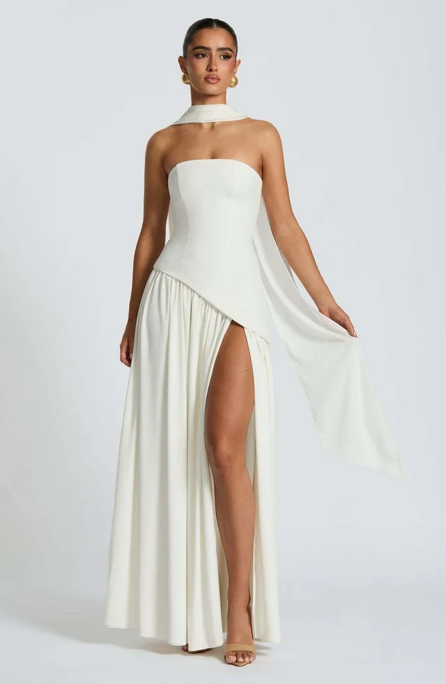 Fashion Sexy Backless Tube Top Pure Color Split Dress White - Shop at LoveMi