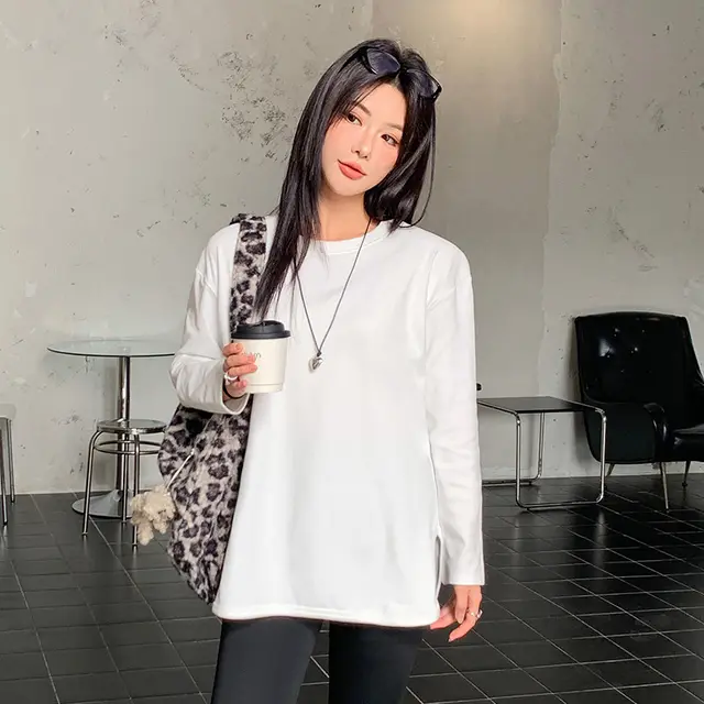 Curved Split Long Sleeve Simple Loose Plus Size Top White - Shop at LoveMi