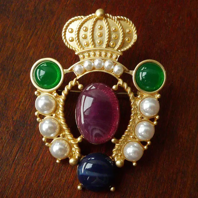 Retro Court Baroque Vintage Brooch Middle Ancient Style E - Shop at LoveMi