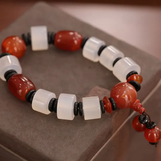 Original Natural Twining Line Old Agate Bracelet 8 X14Mm White Agate - Shop at LoveMi