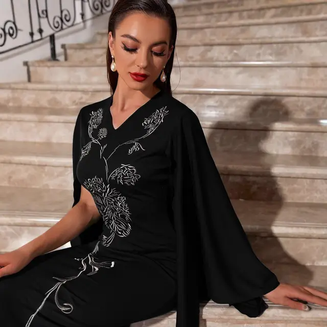 Embroidered Slim Bat Sleeve Sheath Dress Black - Shop at LoveMi