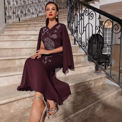 Embroidered Slim Bat Sleeve Sheath Dress Wine Red - Shop at LoveMi