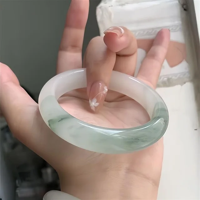 Tian Shan Cui Bracelet Female Ice like Floating Flowers 62Mm - Shop at LoveMi