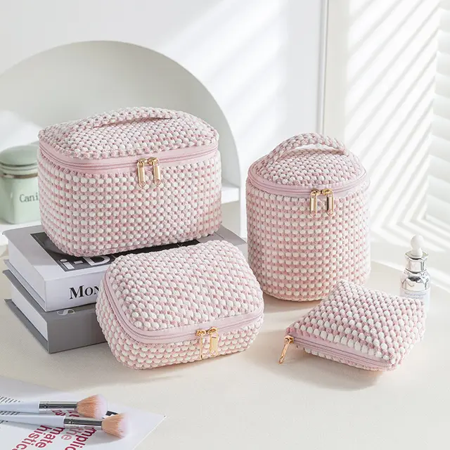 Flannelette Makeup Bag Travel Portable Four piece Set Four Set Pink Dots - Shop at LoveMi