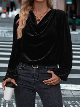 Women's Pile Collar Long Sleeve Top - Black