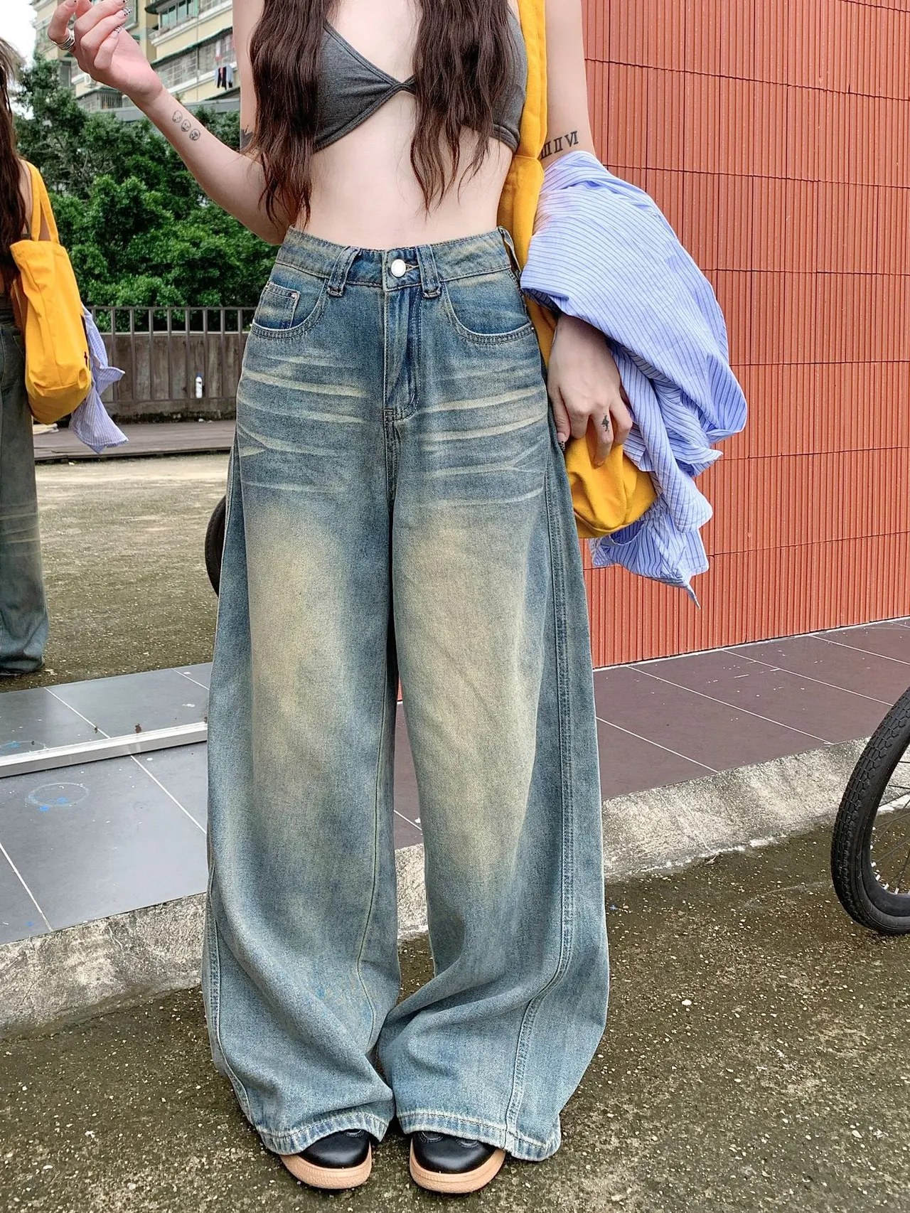 American Retro Distressed Straight Jeans - Blue