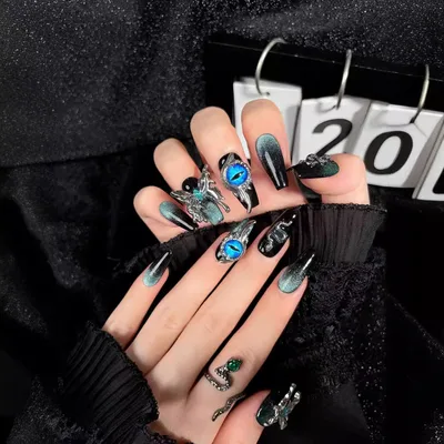 Metal Butterfly Fake Nails Detachable Handmade Wear Armor Middle Ladder - Shop at LoveMi