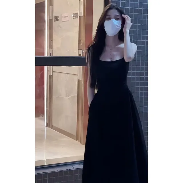 New Strap Sleeveless French Style Small First Love Waist slimming Long Dress Black - Shop at LoveMi