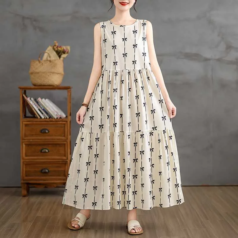 Plus Size Simple Sleeveless Vest-style Long Dress - White - View 1