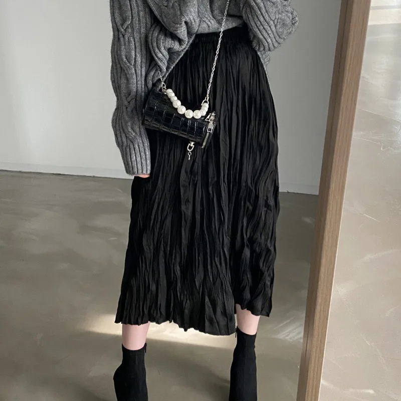 Vintage Crumpled Elastic Waist Large Swing A- Line Midi Skirt - Black