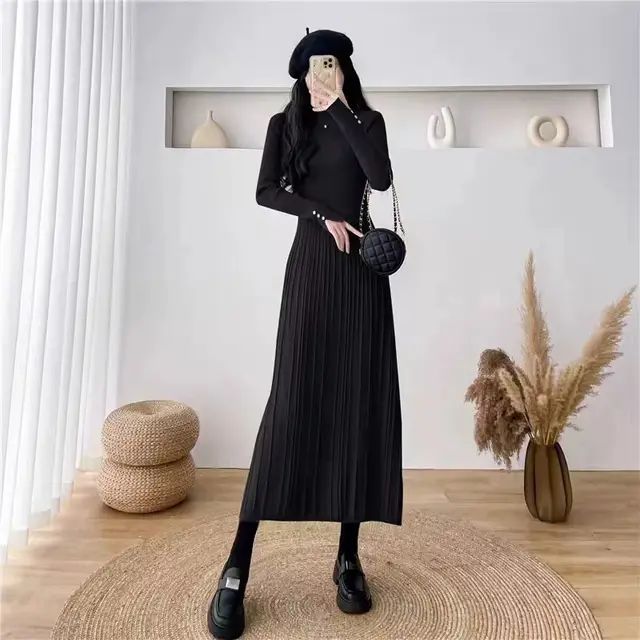 Match With Coat Mid length Below The Knees Waist Trimming Base Knitting Woolen Skirt Black - Shop at LoveMi