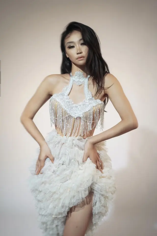 Top Skirt Shiny White Suit Tassel Backless Party Dress White - Shop at LoveMi