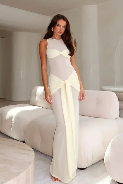 Women's Graceful Personality Solid Color Dress Milky White - Shop at LoveMi