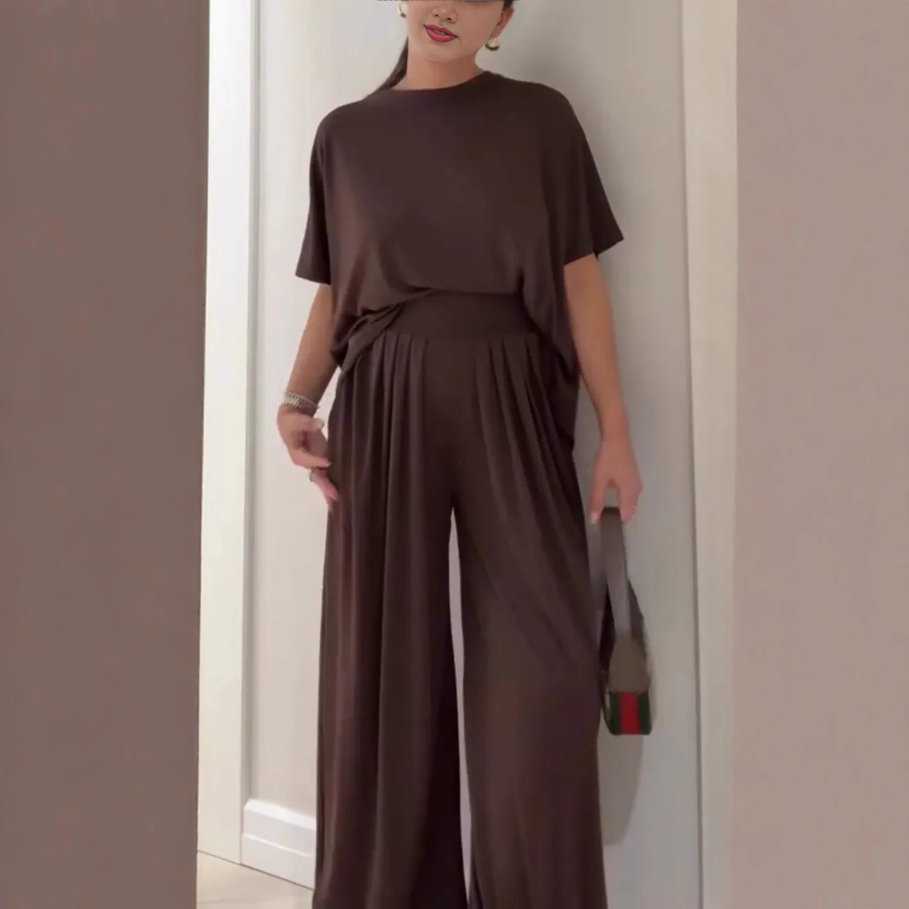 Solid Color Casual Loose Round Neck Wide Leg Pants Women's Suit - Dark Brown