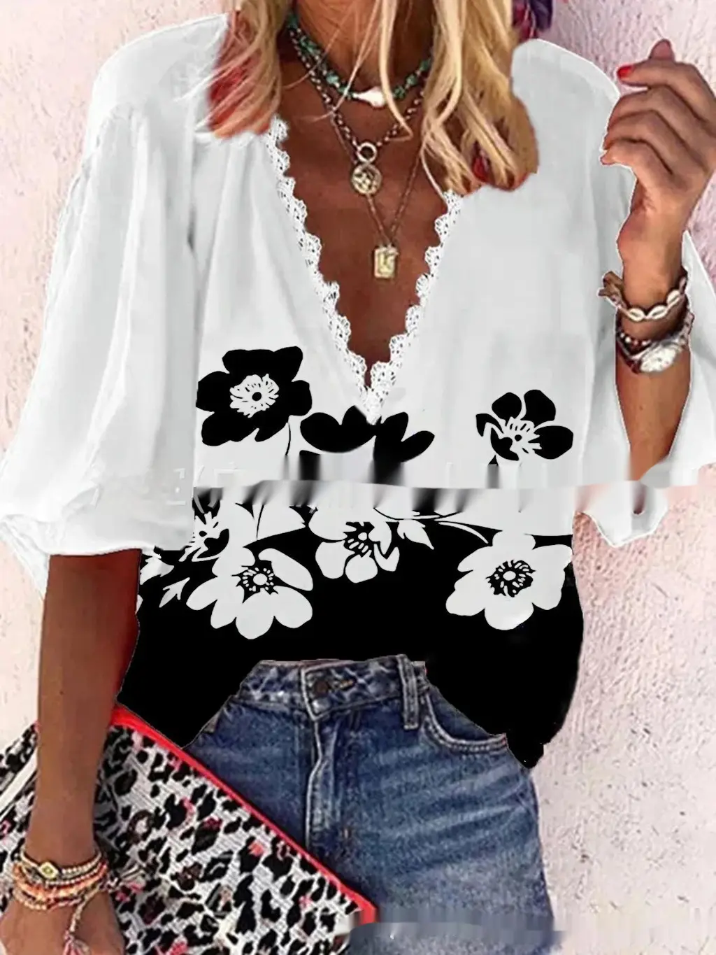 V-neck Half Sleeves Lace Printed Loose Top - White 3