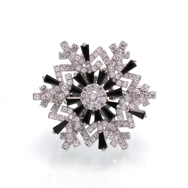 Luxury Good Luck Comes Brooch High end Women's Exquisite Spinning Snowflake Pin Niche Design Corsage Black - Shop at LoveMi