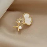 107 Ginkgo Leaf