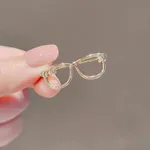12 Gold Glasses Pin