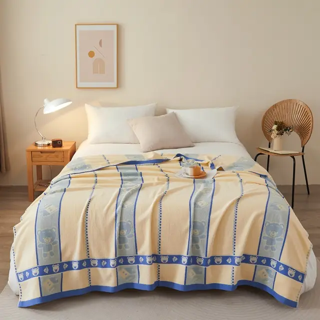 Single Air conditioning Summer Cooling Duvet Thin Small Flowers Blue - Shop at LoveMi