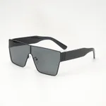 Black Frame Gray Sheet