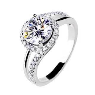Diamond Shining Surround Small Diamond Twist Ring - White Gold Color