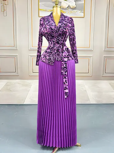 Plus Size Slightly Fat Women's Clothing Printed Long sleeved Top Pleated Skirt Purple - Shop at LoveMi