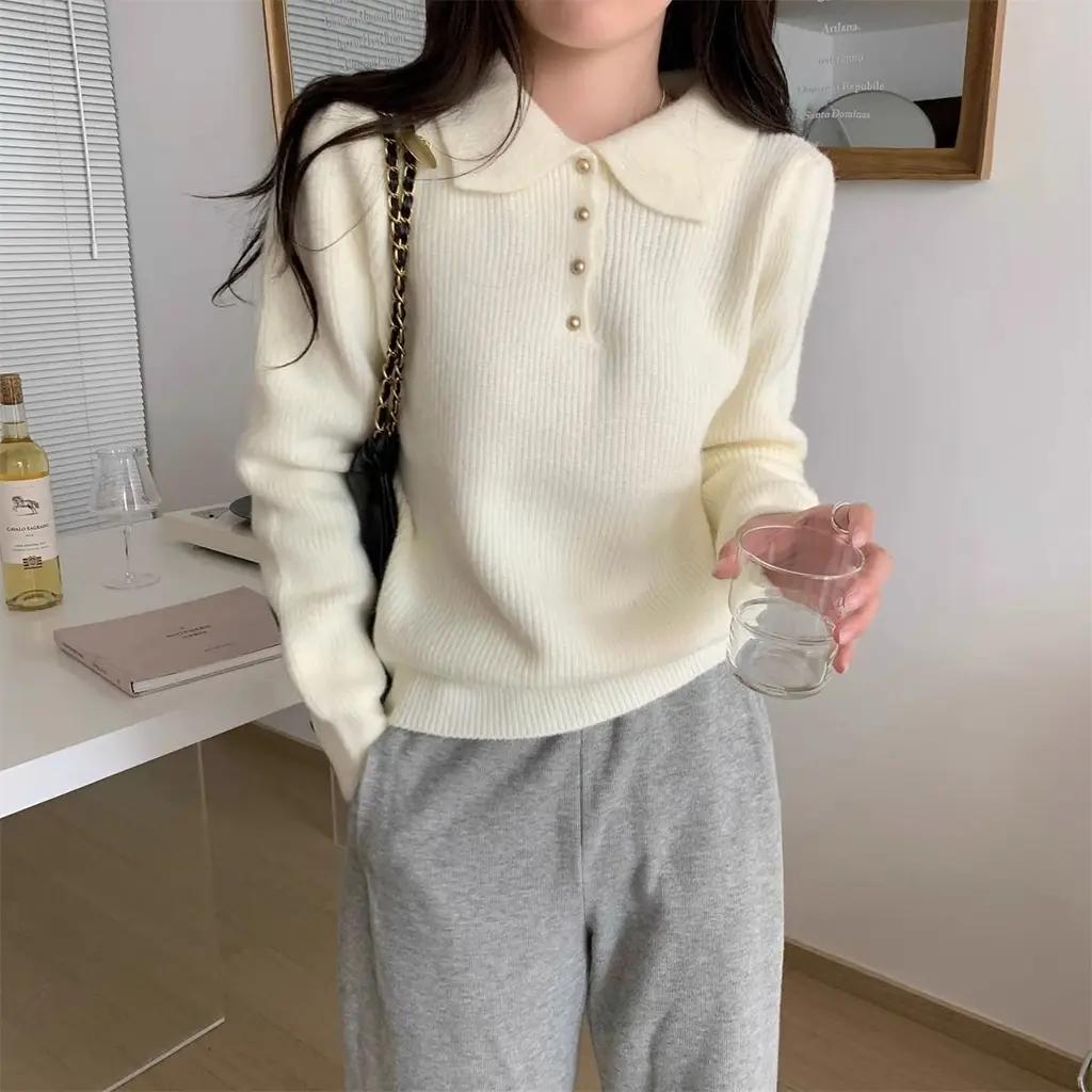 Women's High-grade Western Style Inner Wear Elegant Chic Sweater - Apricot