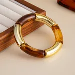 02 Golden Amber