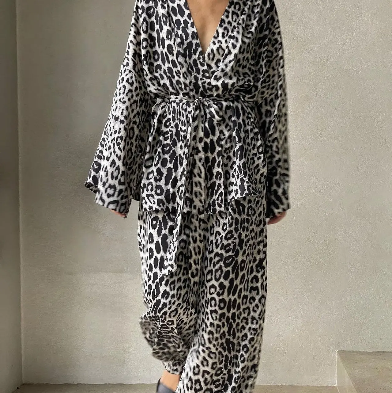 Long Sleeve V-neck Top Wide Leg Pants Suit Loose - Black