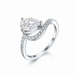 Ice Flower Cut Drop-shaped Ring Advanced Sense Colored Gems High Carbon Rhinestone Ring - White